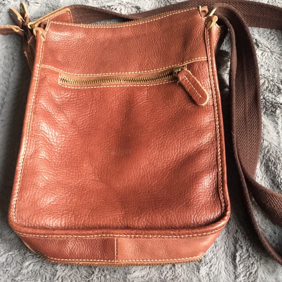 Soft grain Brown leather satchel. - Picture 3 of 13